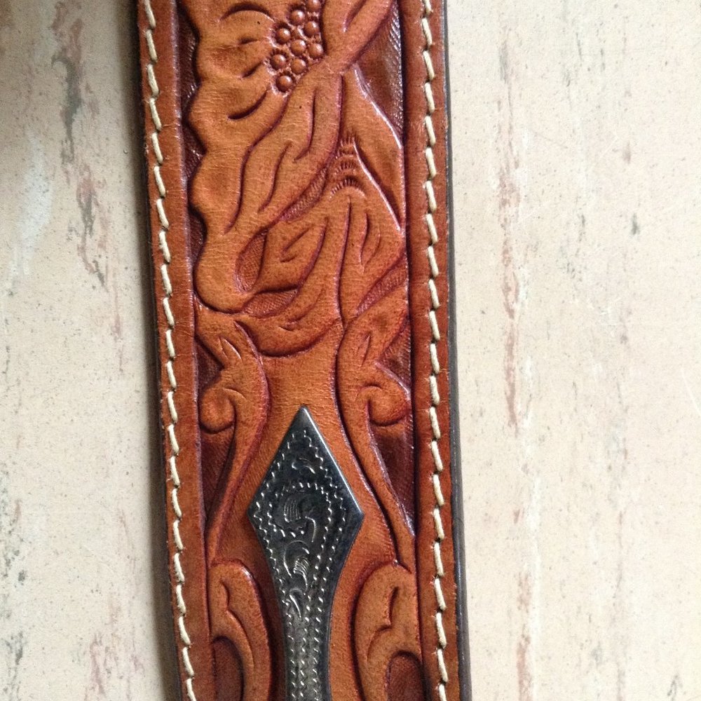 Larry Mahan tooled leather belt